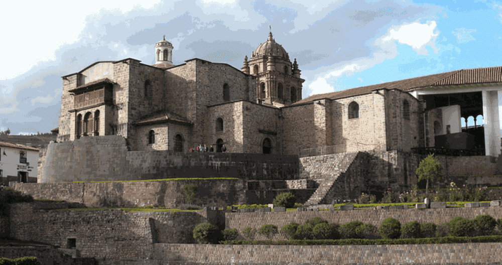 Das Kloster Santo Domingo in Cusco.