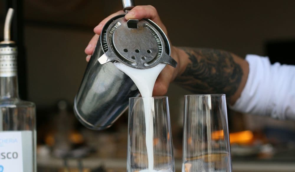 pisco-sour-cocktails